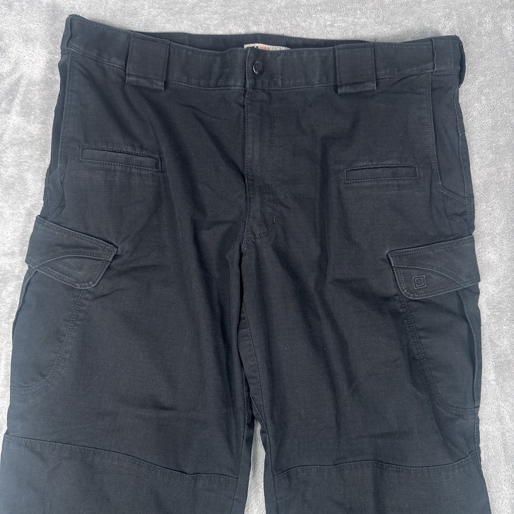 5.11 Tactical Stryke Cargo Pants Black Men Size 40x34 Ripstop Multi-Pocket Work - Picture 2 of 12